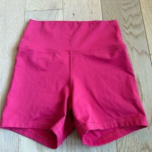 Fleo High-Waisted Pink Shorts
